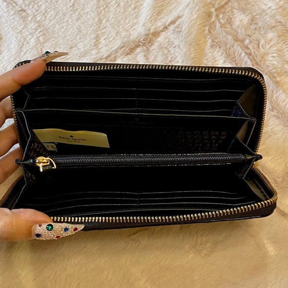 SOLD! NWT Kate Spade Black Run Wild Leopard Wallet - Picture 4 of 6